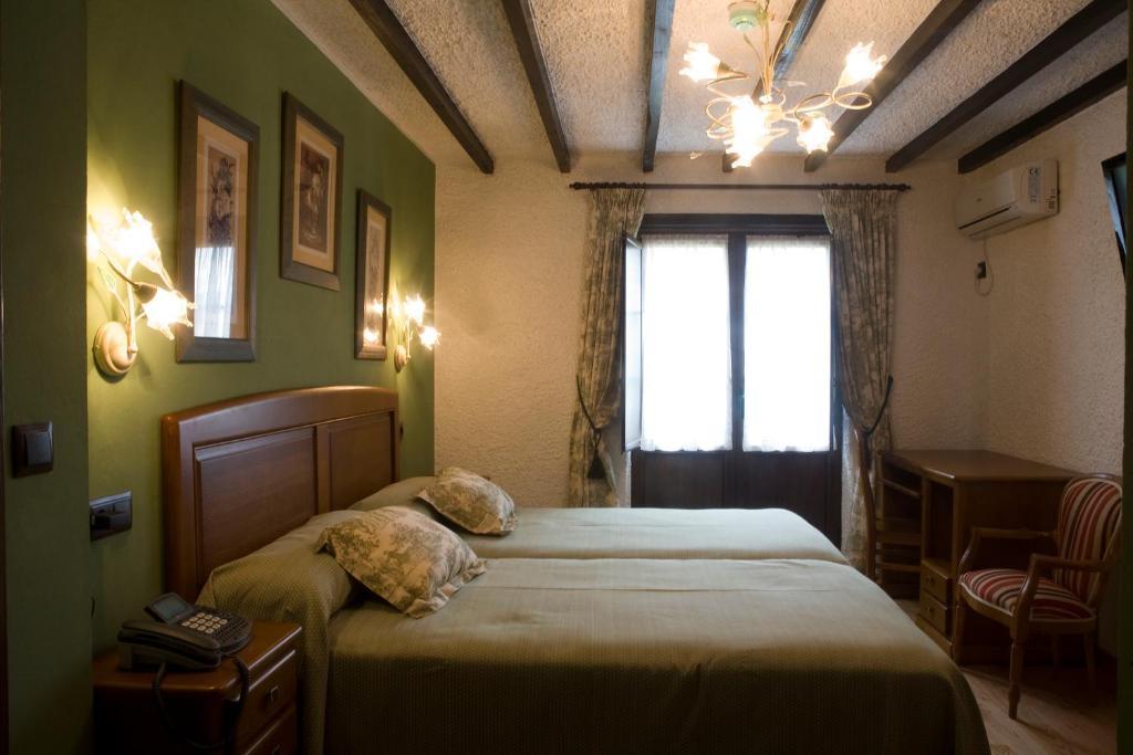 Hotel El Foyu Colunga Habitación foto