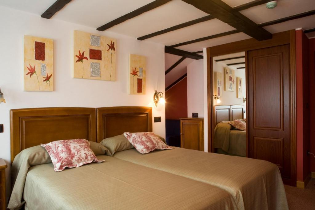 Hotel El Foyu Colunga Habitación foto